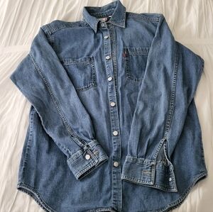 Levi's Red Tab Denim Long Sleeve Button-Down Shirt In A Medium Blue Wash